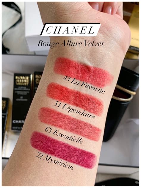 Review & Swatches: Chanel Rouge Allure Velvet 